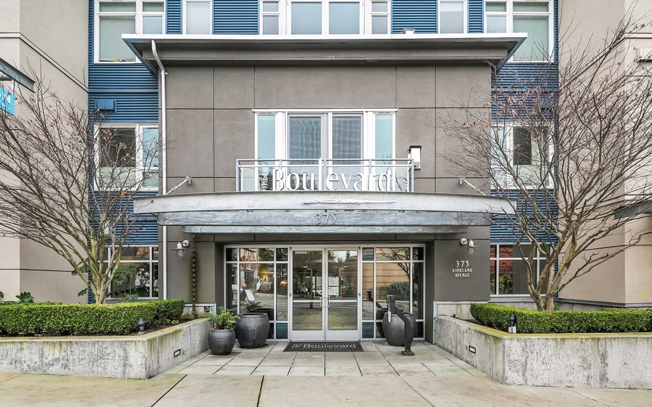 Downtown Kirkland Condo Team Foster