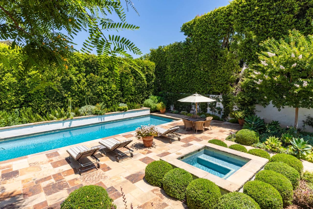 Exceptional Spanish In Coveted Palisades Riviera