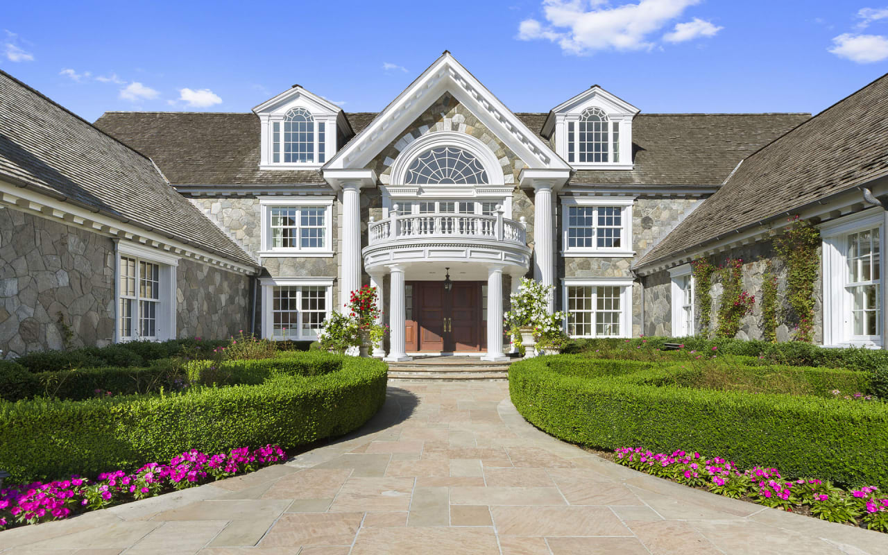 Brian Milton Real Estate 20 Andrews Farm Road, Greenwich CT 06831
