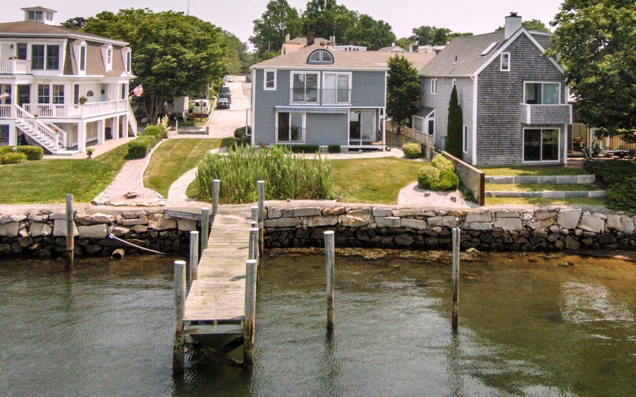 Karen Hanson Stonington Real Estate Agents