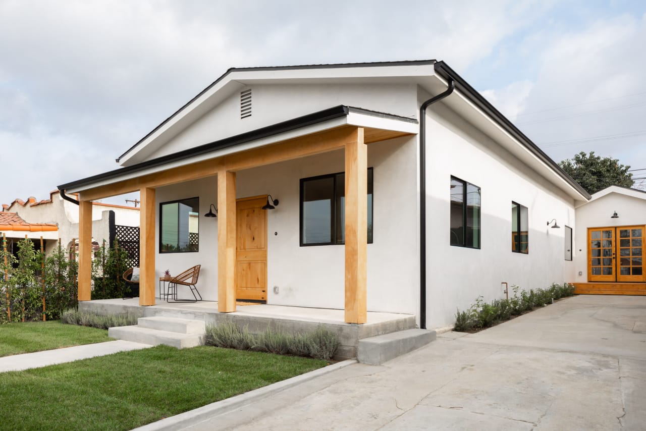 A modern compound in Creative Frogtown