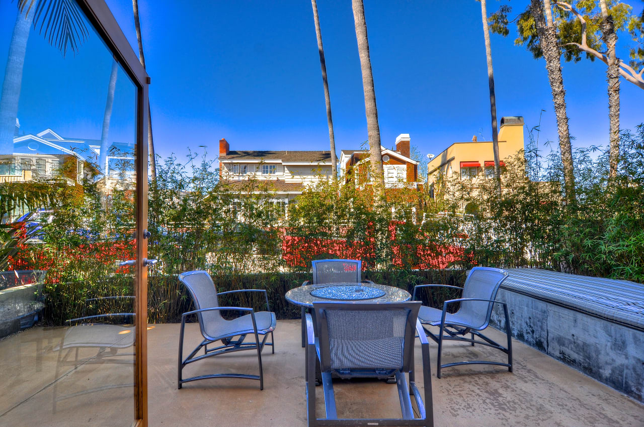 310 Goldenrod Avenue Corona del Mar Real Estate VALIA Properties