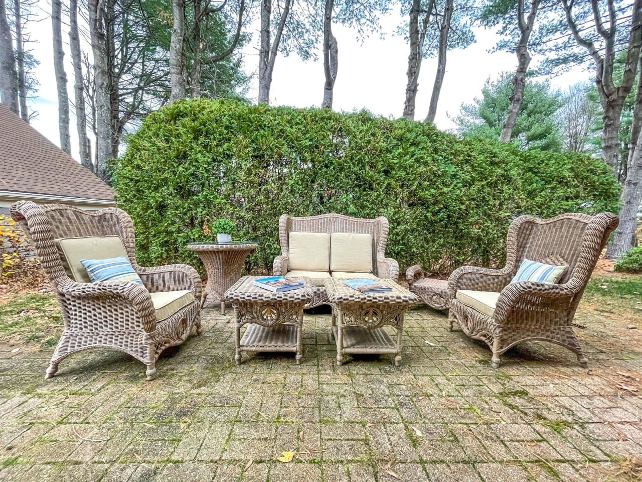 Well appointed 3 bedroom townhome in Falmouth! The David Banks Team