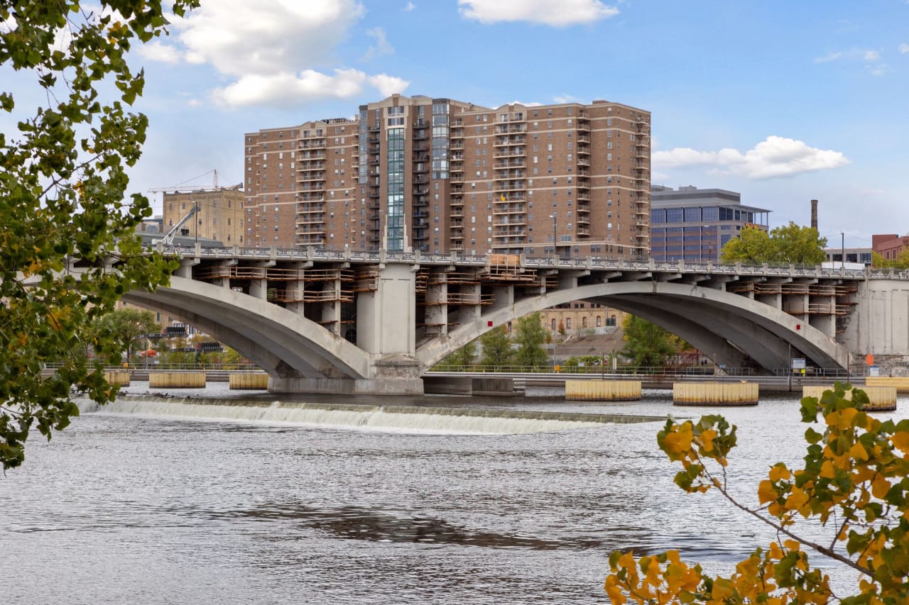 Downtown Mpls Condo // Private Terrace