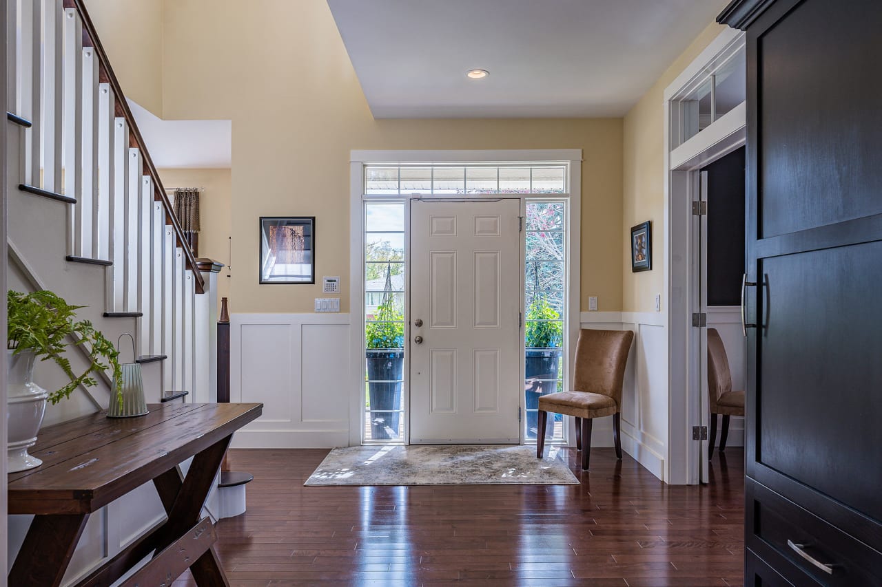 Four Foyers: Set the Tone with These Inviting Entrances