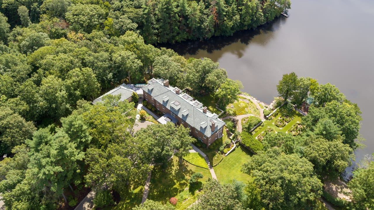 Dedham Estate Overlooking Weld Pond Jonathan Radford