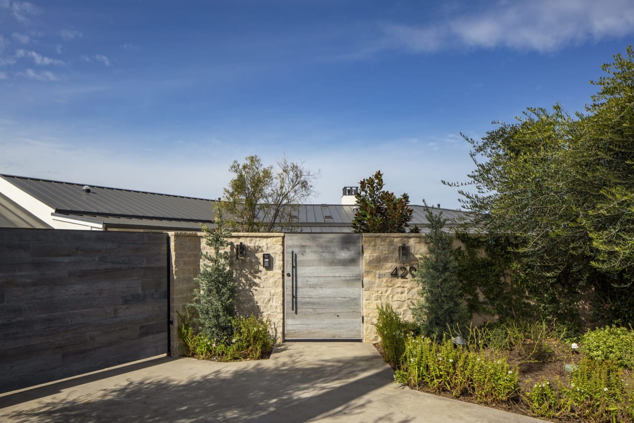 429 Isabella Terrace Corona del Mar, CA VALIA Properties VALIA