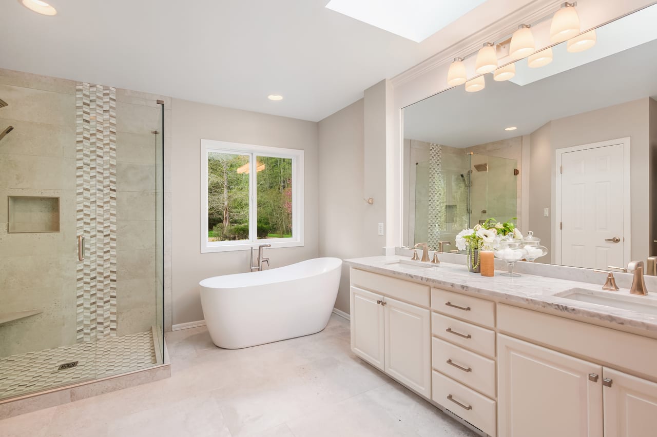 Woodinville, WA Lake of the Woods The Reese Real Estate Team