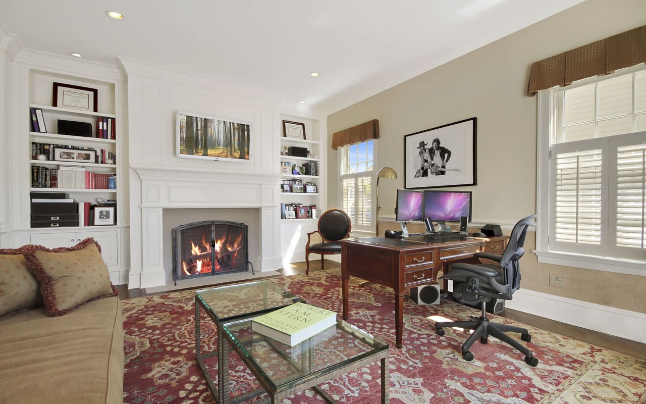 Compass Brian Milton Real Estate 26 Cider Mill Circle, Armonk NY