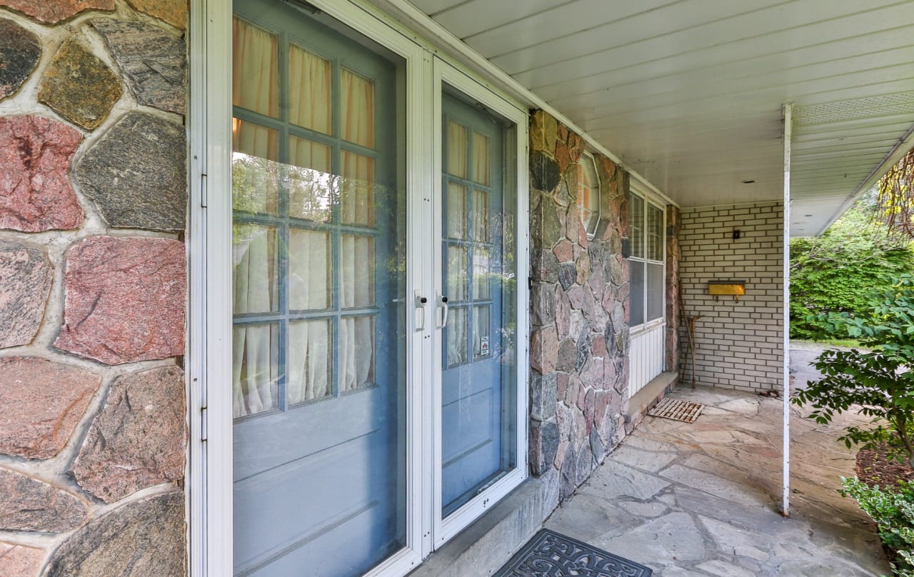 SOLD 8 Heathview Ave Barry Cohen Homes