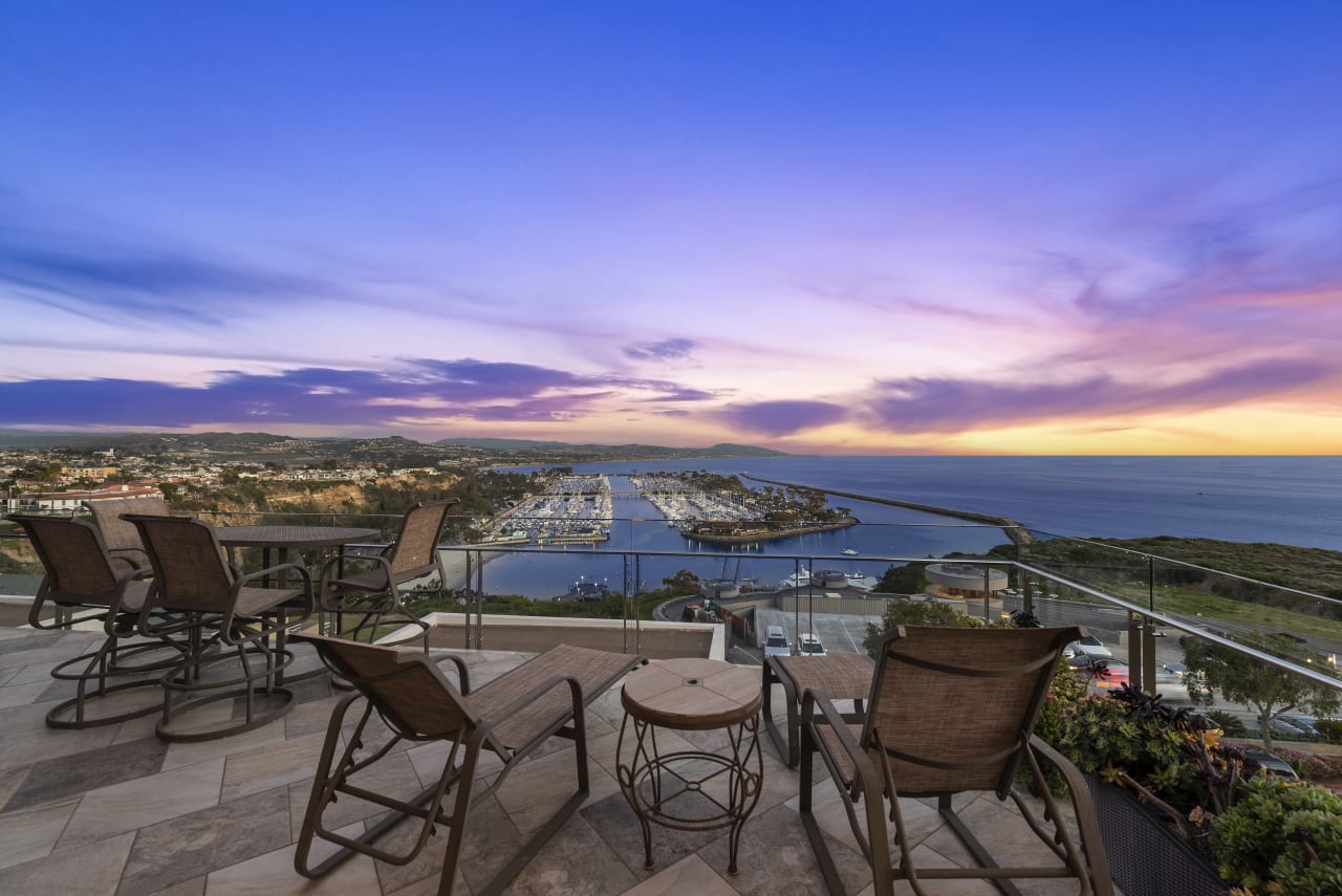 Stylish Blufftop Penthouse | Dana Point