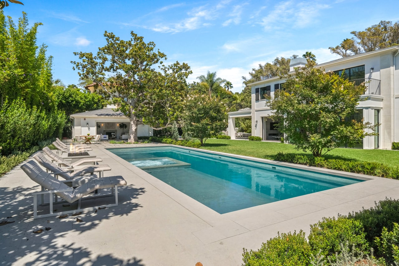 The Laurel House | Rochelle Maize | Beverly Hills Real Estate Agent