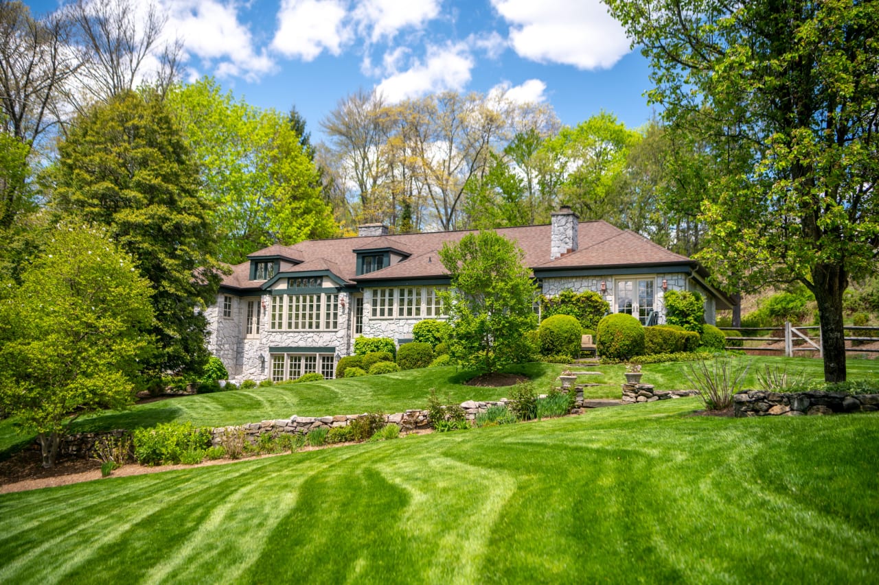 29 Half Mile Rd, Armonk NY Brian Milton Compass Luxury Real Estate