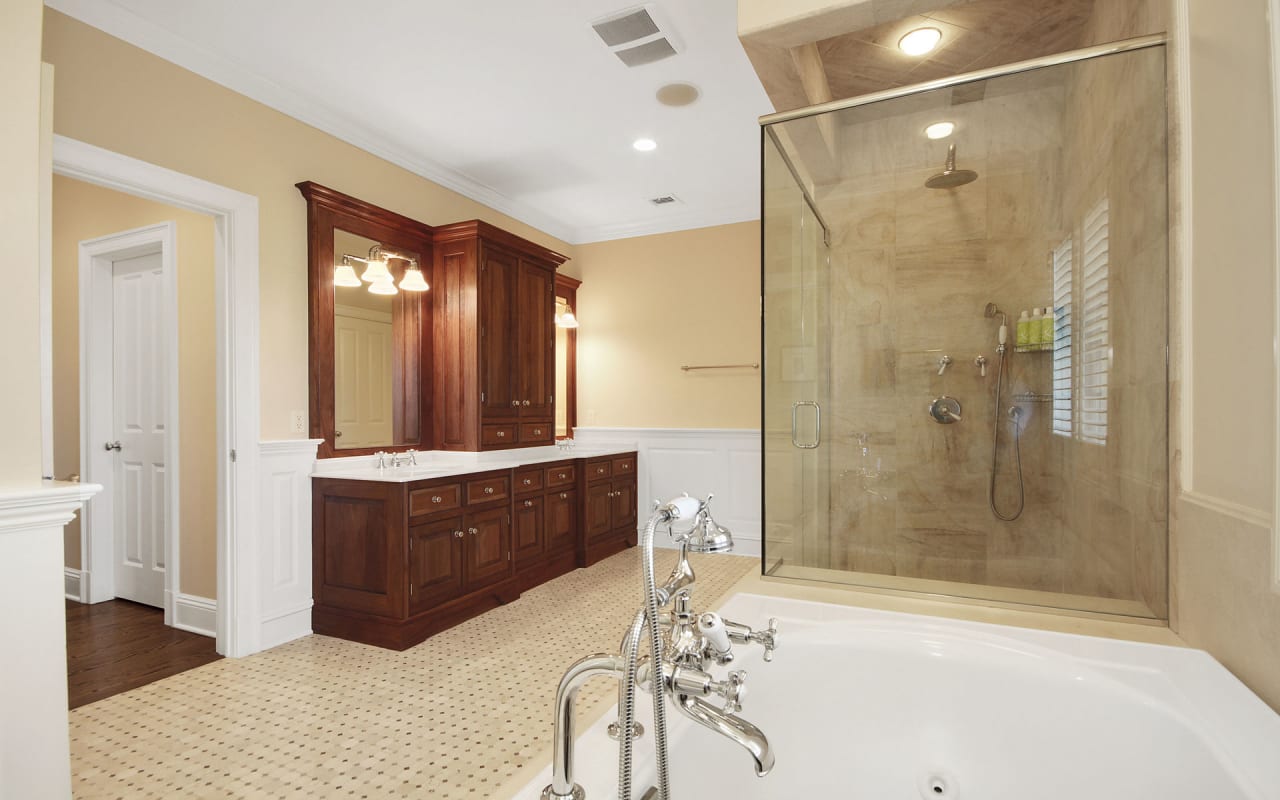 Compass Brian Milton Real Estate 26 Cider Mill Circle, Armonk NY