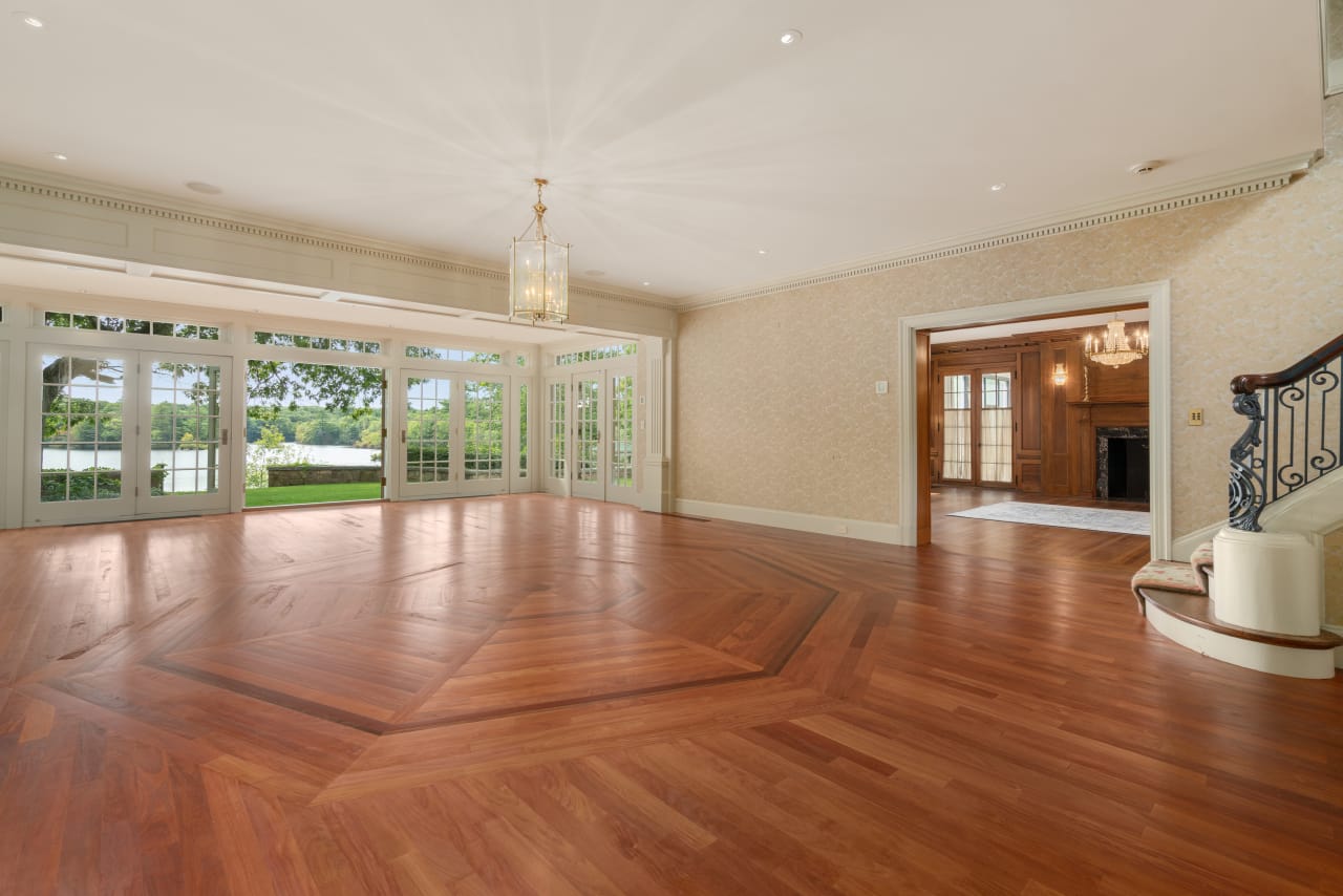 Dedham Estate Overlooking Weld Pond Jonathan Radford