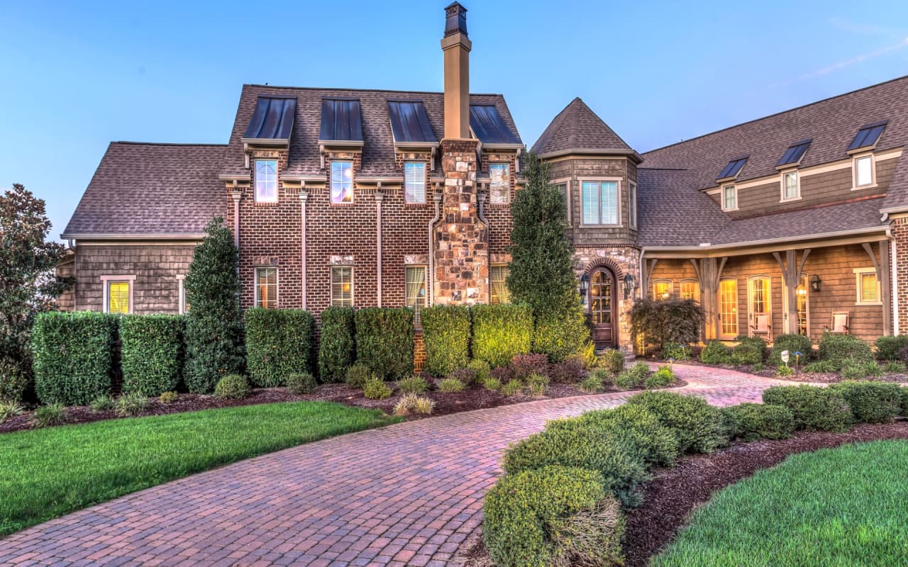 Lashbrooke Lucas Haun