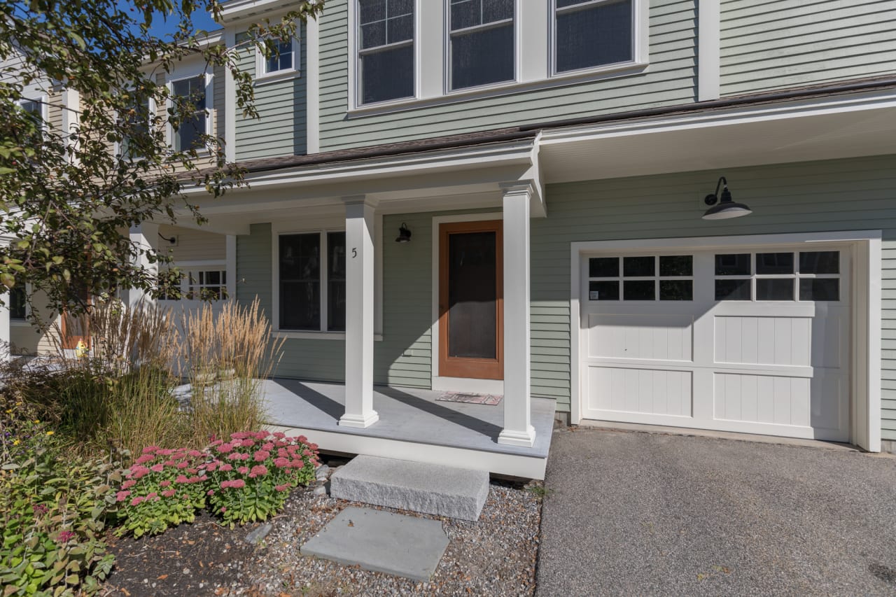 Concord Brook Condo in Freeport The David Banks Team RE/MAX By The Bay Maine's 1 Real