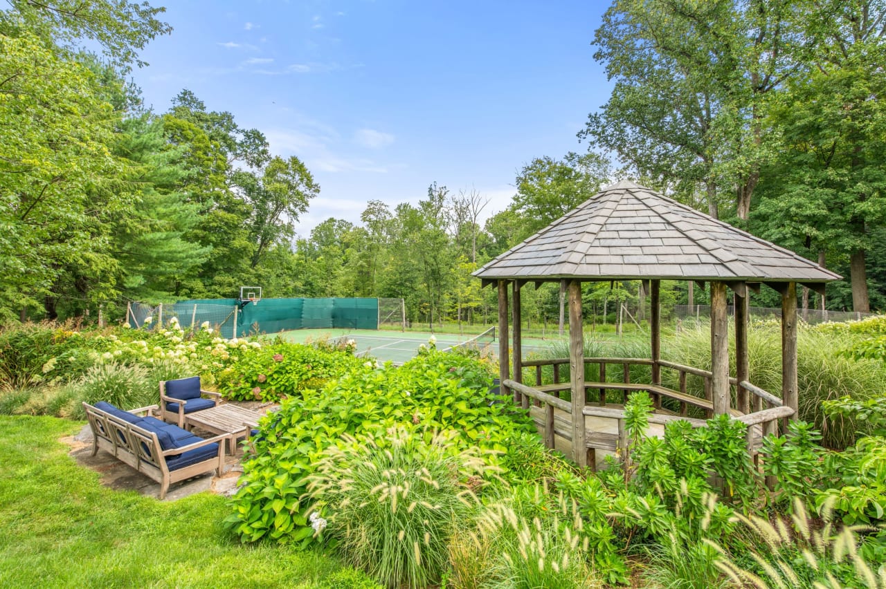 514 Croton Lake Rd, Mount Kisco NY Brian Milton Compass Luxury Real