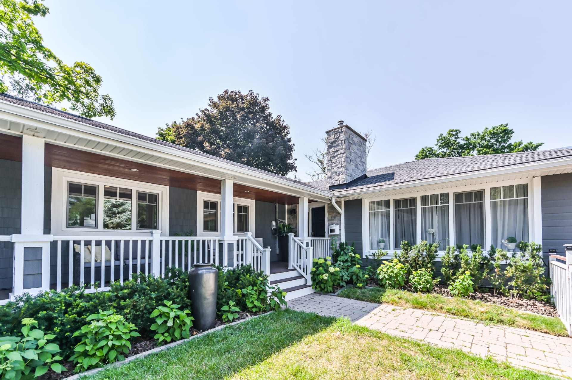 SOLD One of a Kind Richmond Hill Bungalow Barry Cohen Homes