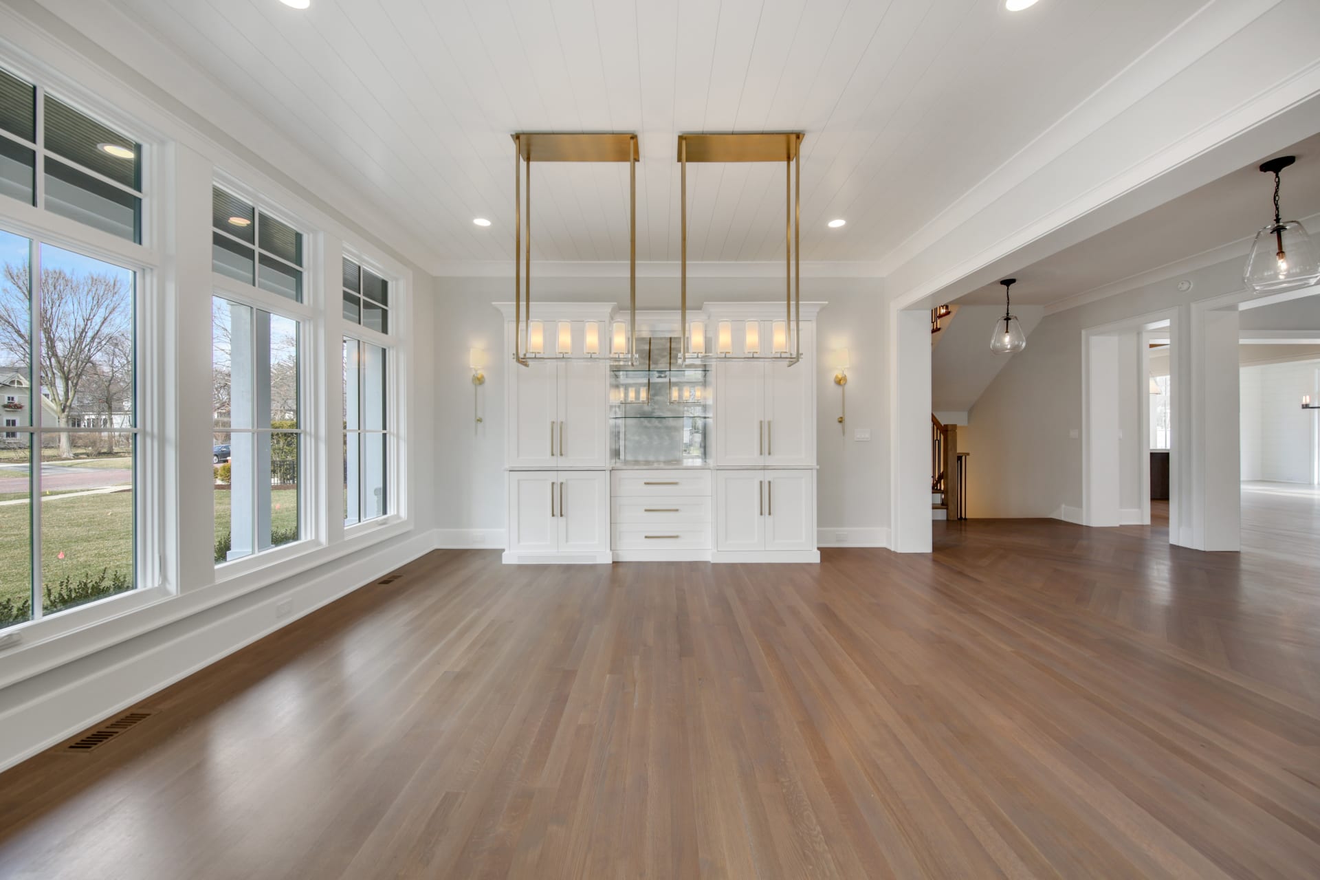 Fashion Forward Design Amazing Finishes Trendsetting High Style