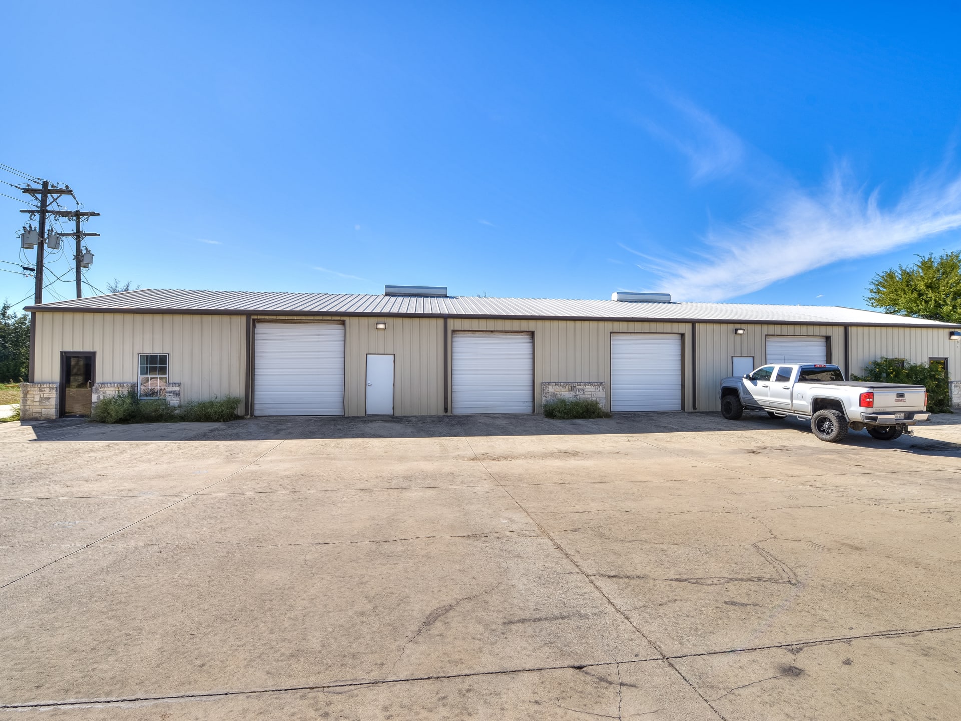 Dripping Springs Commercial Space for Lease photo