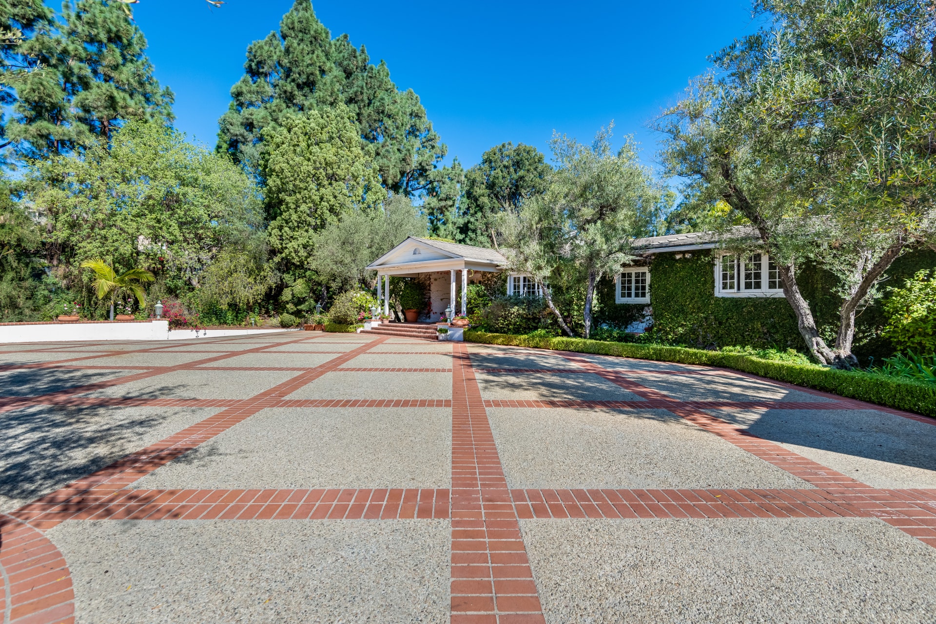 10281 Charing Cross Rd, Holmby Hills, CA Jade Mills Estates