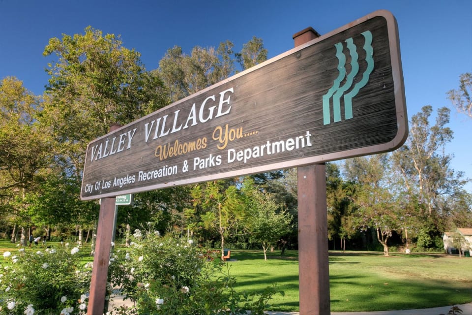 Valley Village Community Guide Craig Strong