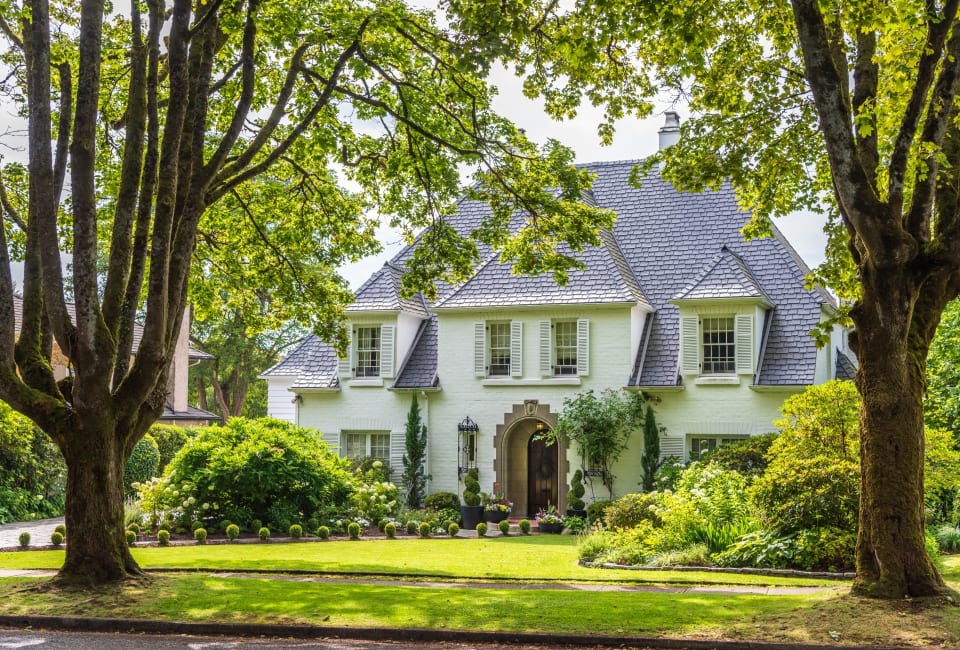 Hancock Park Neighborhood Guide