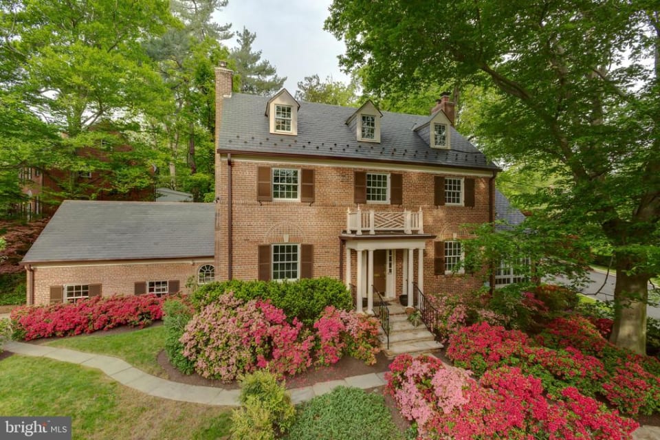 Stately Colonial Home in Forest Hills