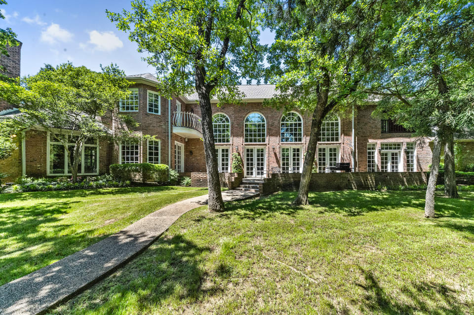 18 Woodland Court Mansfield, TX 76063 John Zimmerman John