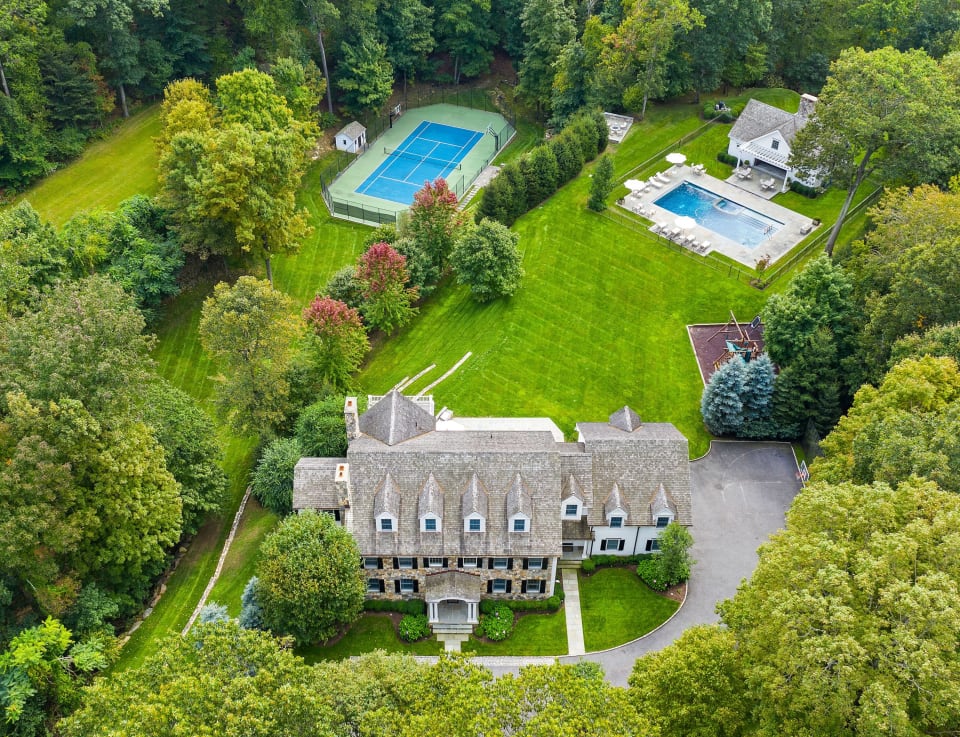 5 Dellwood Farm Way Armonk NY Sold by Brian Milton of Compass