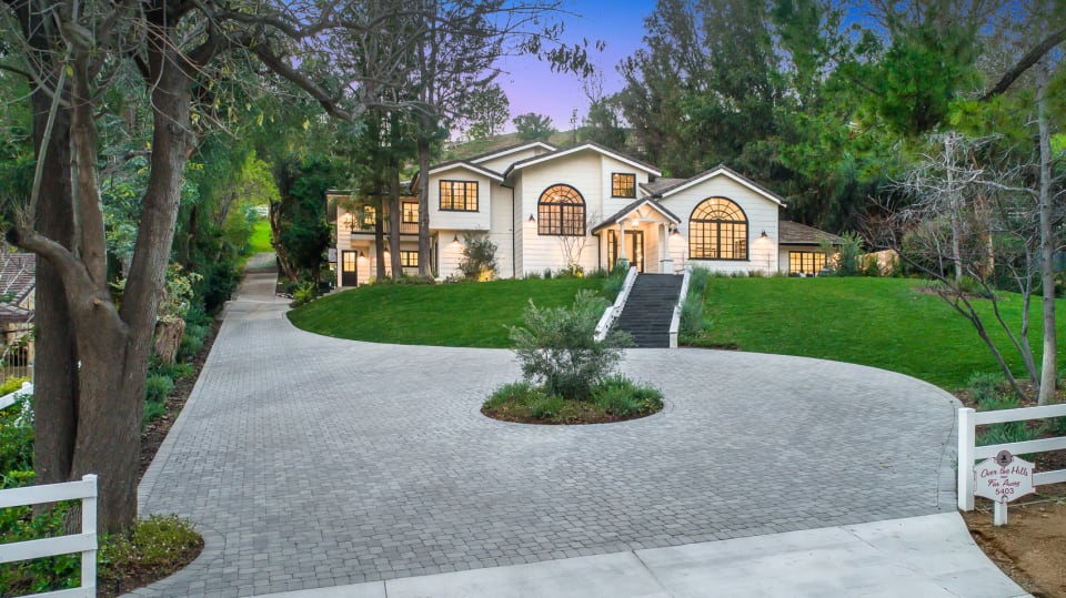 5403 Jed Smith Road, Hidden Hills Luxury Home for sale Jeff Biebuyck