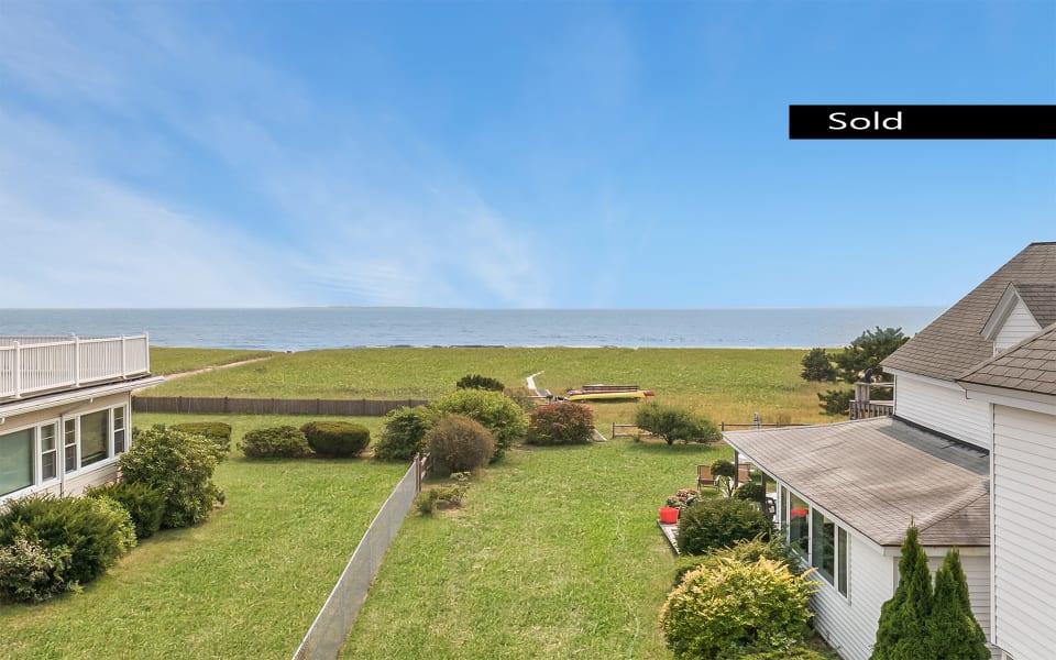 Pine Point Beach Cottage The David Banks Team RE/MAX By The Bay