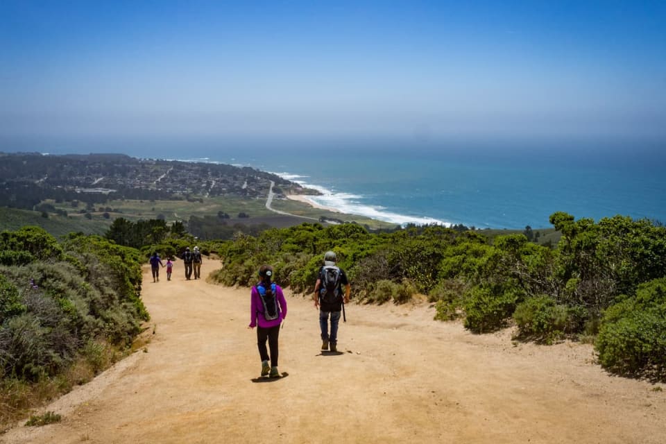 Find the Best Hiking in Half Moon Bay: 11 Trails for all Levels