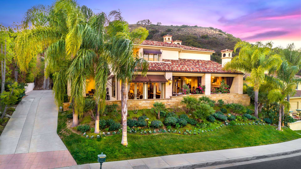 24908 Bella Vista Dr, Calabasas, CA Luxury Home for Sale Jeff Biebuyck & Dana Olmes Luxury