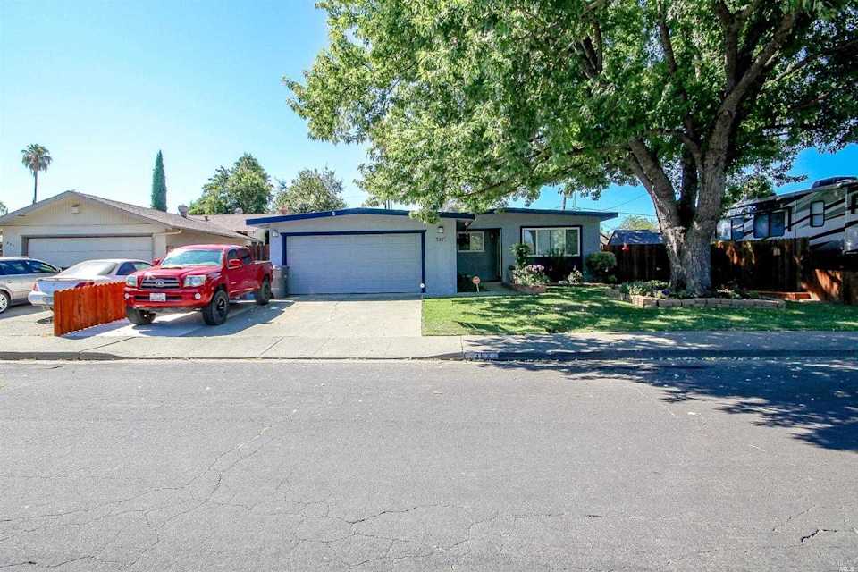 MLS 21921081 397 Folsom Drive, Vacaville, CA 95687