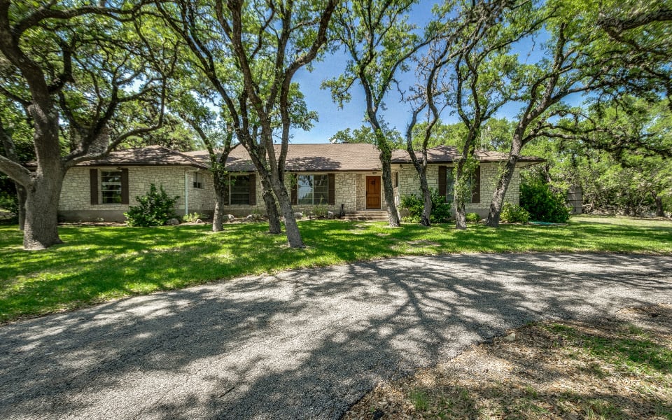39 Old Fredericksburg Rd Boerne Luxury Homes For Sale The Graves