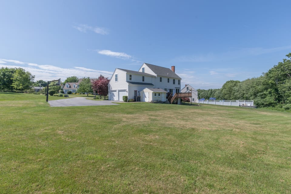 Stunning Colonial in Desirable Scarborough Neighborhood The David