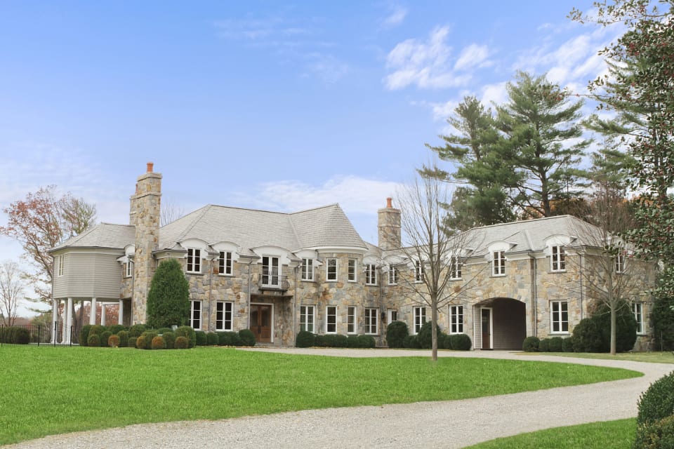 Compass Brian Milton Real Estate 32 Meadowcroft Lane, Greenwich CT 06831 Brian Milton