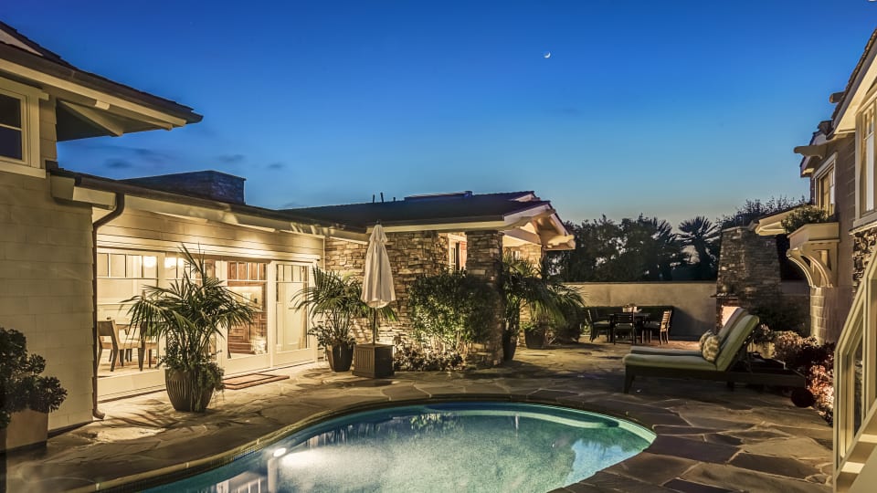 Cameo Shores Residence 4507 Perham Rd. VALIA Properties VALIA