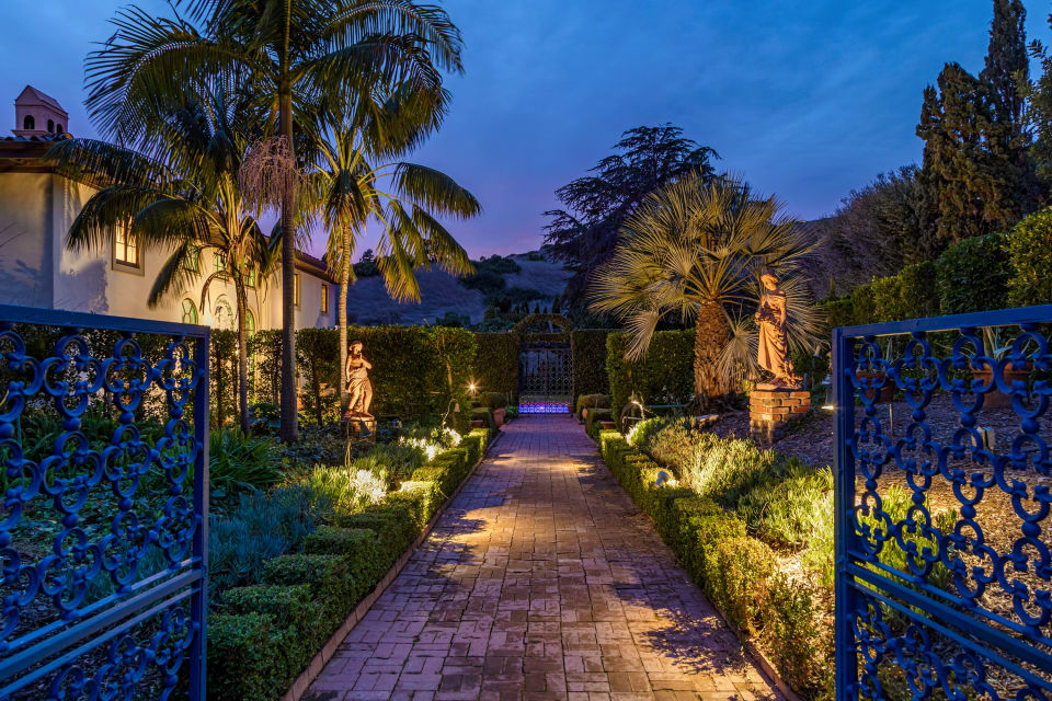 Villa Narcissa 100 Vanderlip Drive Rancho Palos Verdes Jade Mills