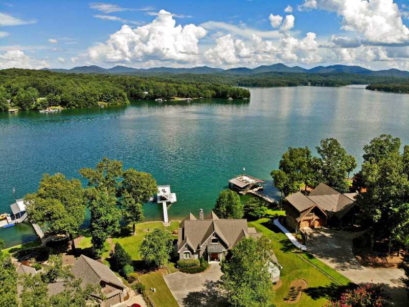 Where to Find the Best Lakefront Homes in North Georgia