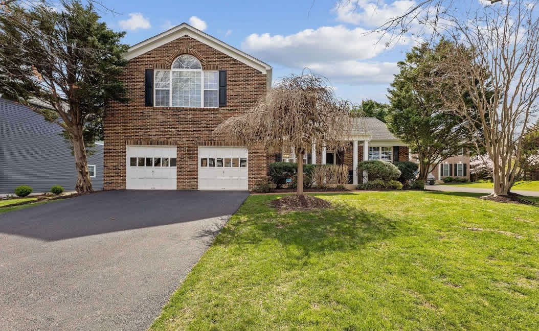 Highly Desirable Cul-de-sac Home in Kingstowne