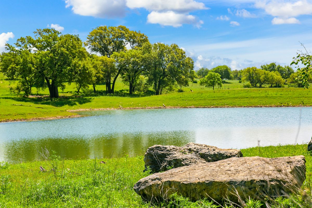 Properties Sold by TRE Hill Country Real Estate Topper Real Estate