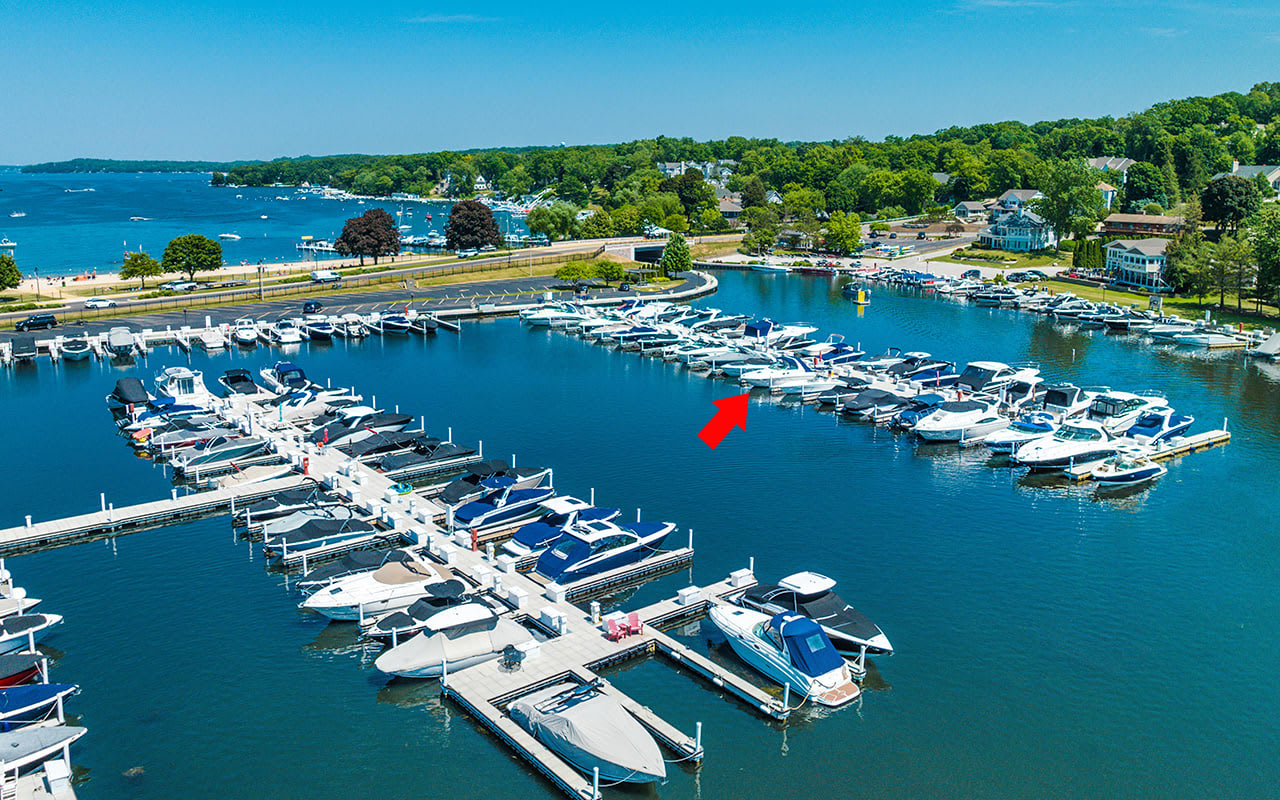 “AA” Abbey Dockominium Boat Slip on Geneva Lake Lake Geneva Real