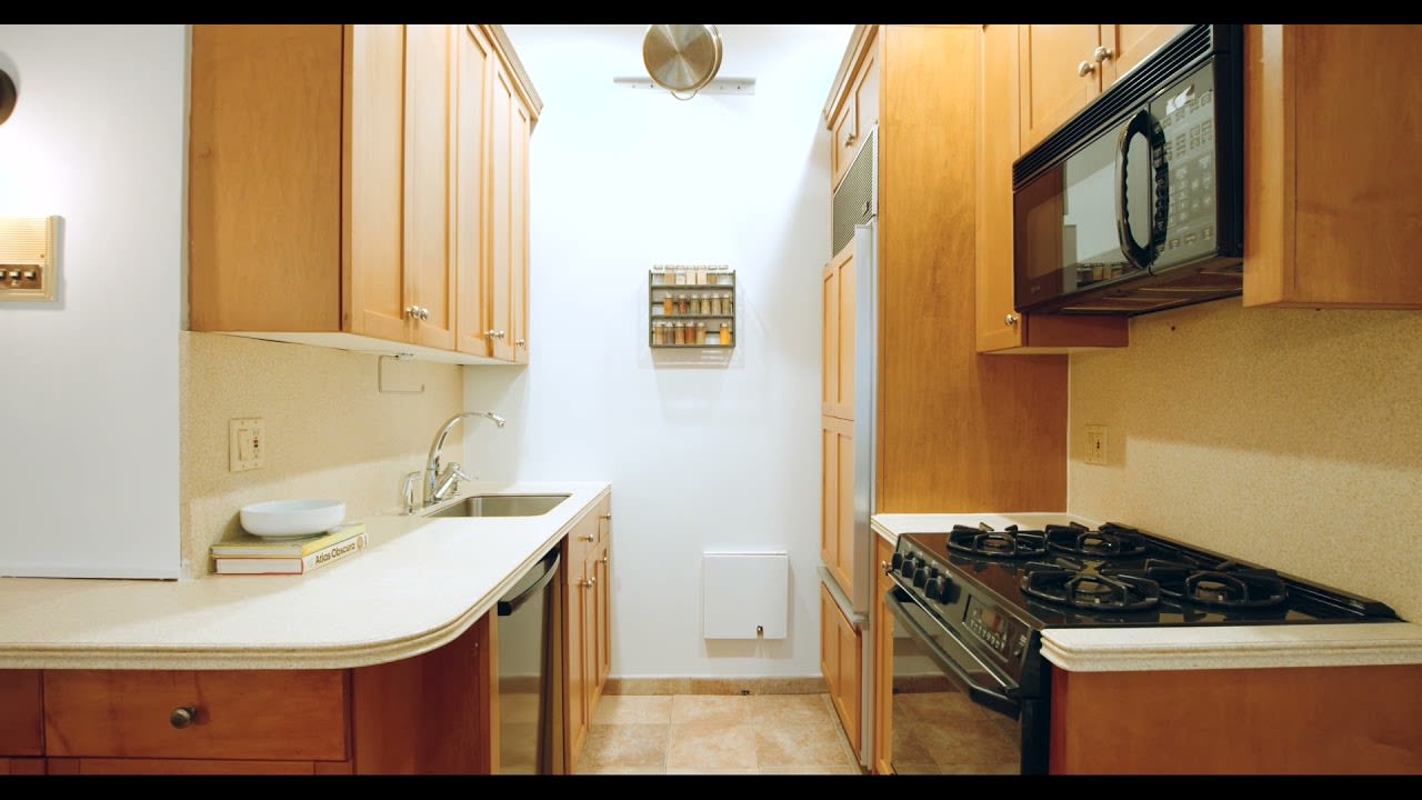 Compass Video of 261 West 71st Street, #9, NY