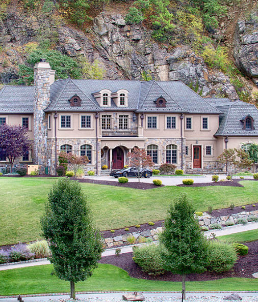Montville | Neighborhood Guide
