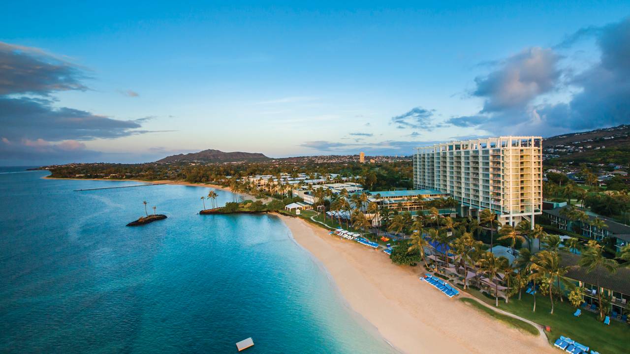 The Kahala Hotel & Resort – Iconic Landmark on Kahala Avenue