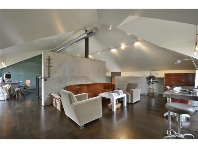 400 W 33Rd St
