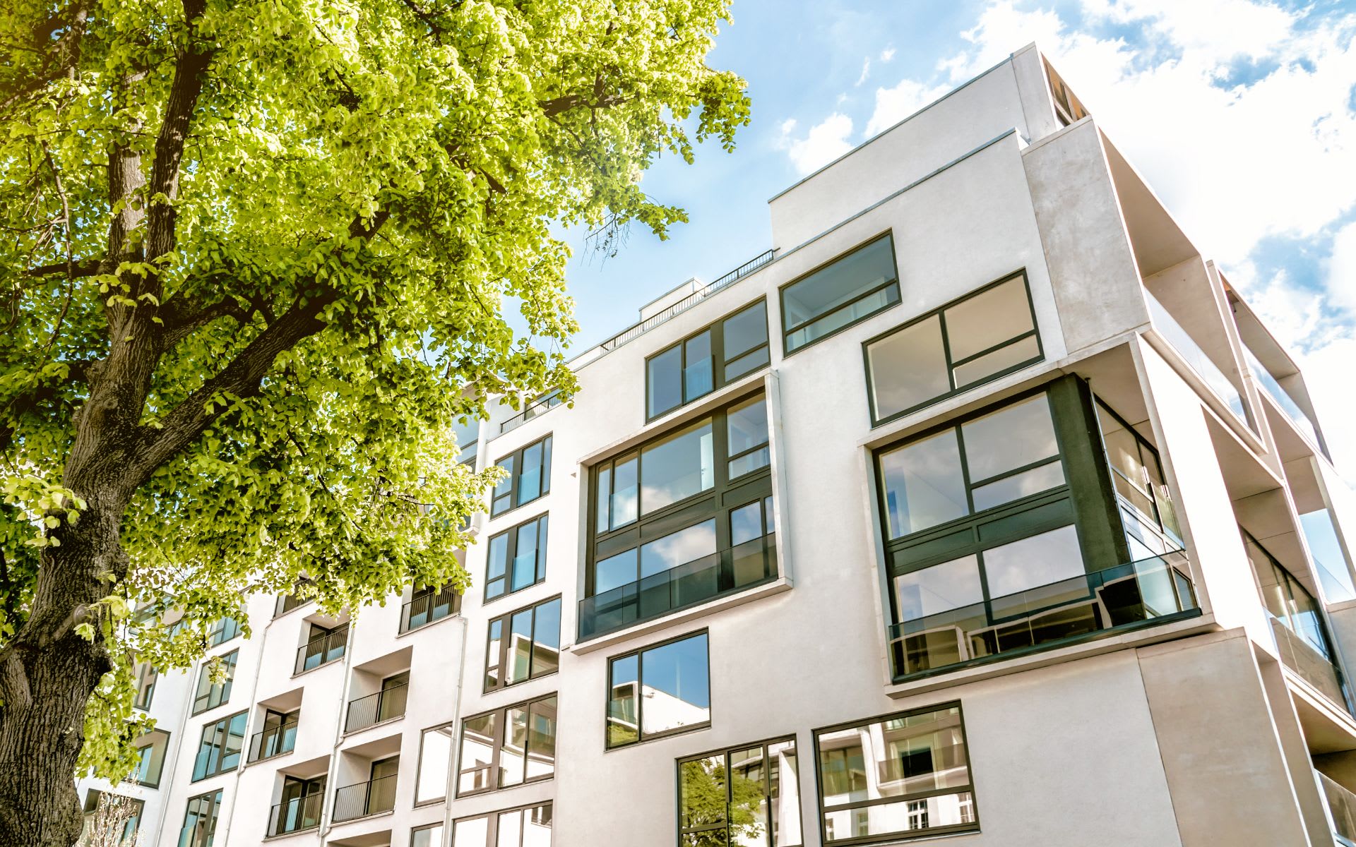 R1 Commercial Real Estate Real Estate Reimagined